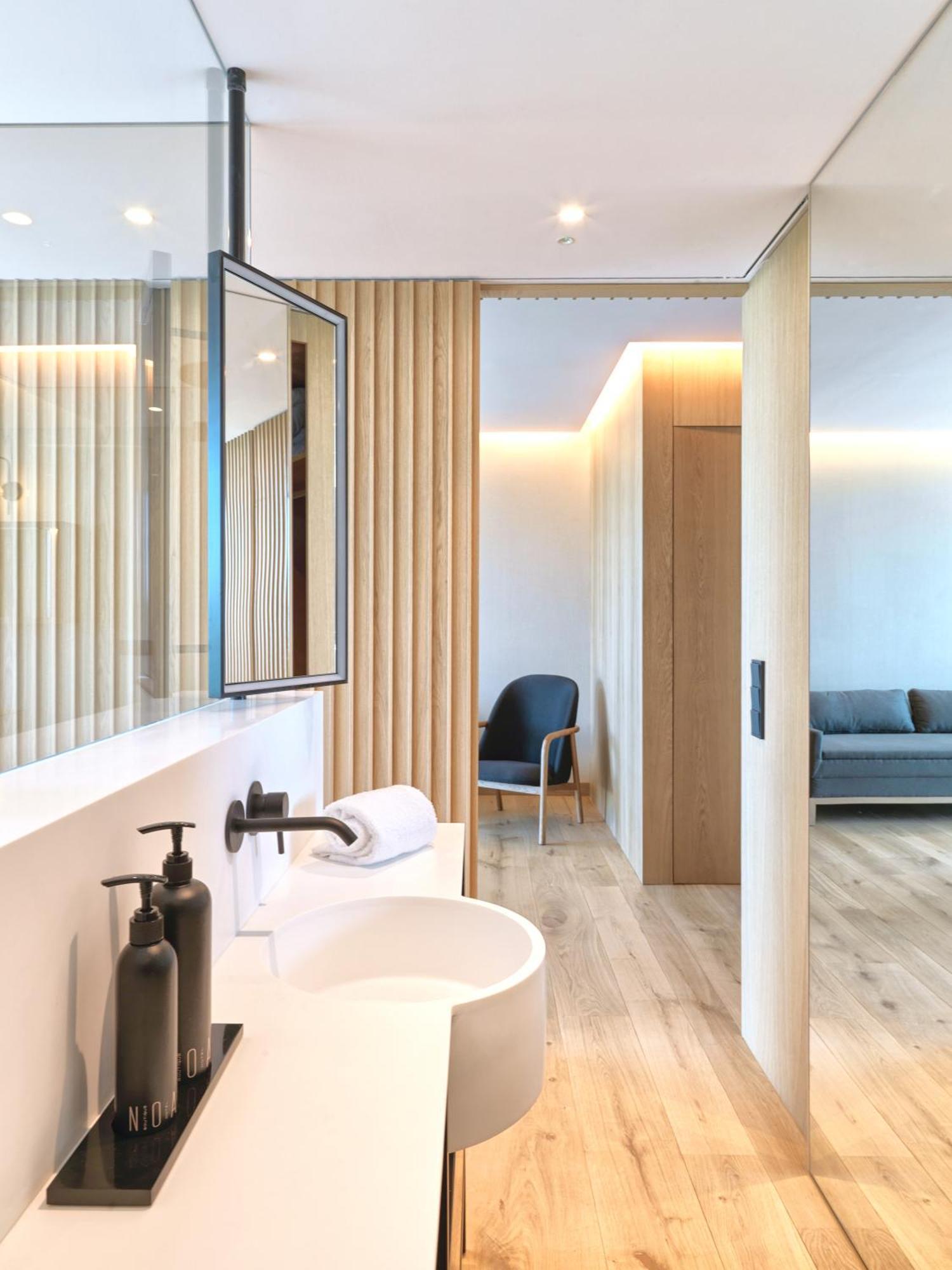 Noa Boutique Hotel Santa Cruz de Oleiros Eksteriør billede